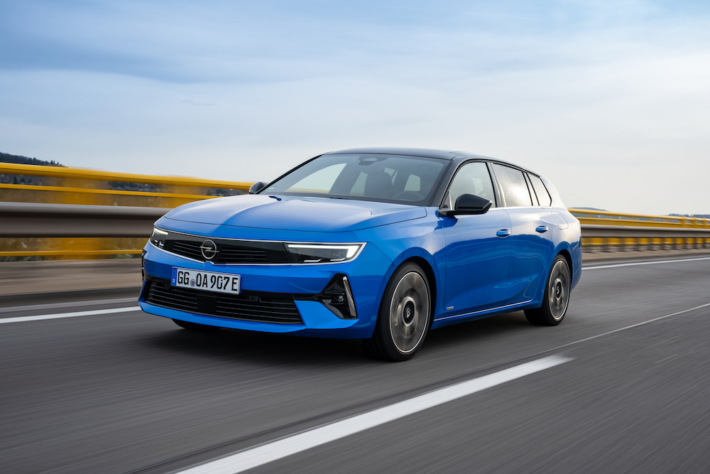 Opel apresenta a sua nova Astra Sports Tourer PHEV