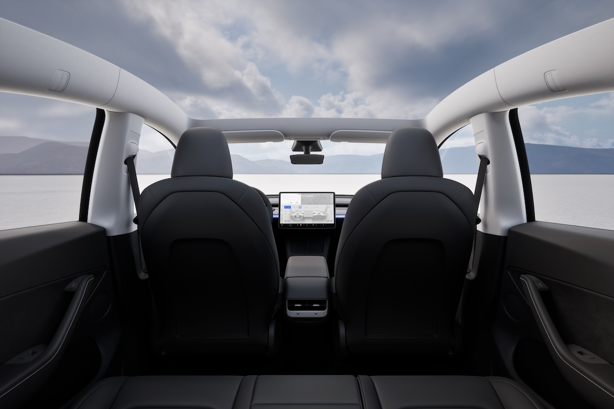 Tesla Model Y Long Range interior