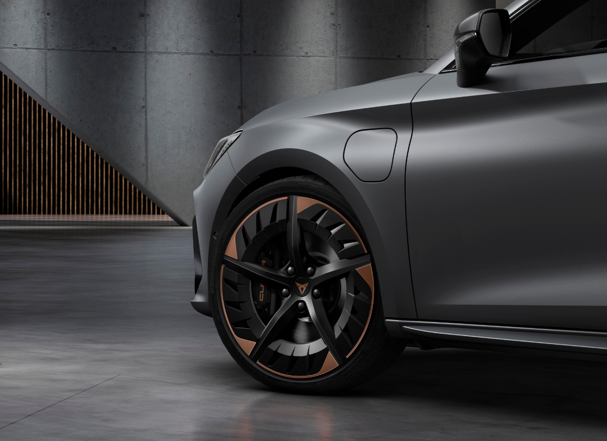 Cupra Leon hibrido jante