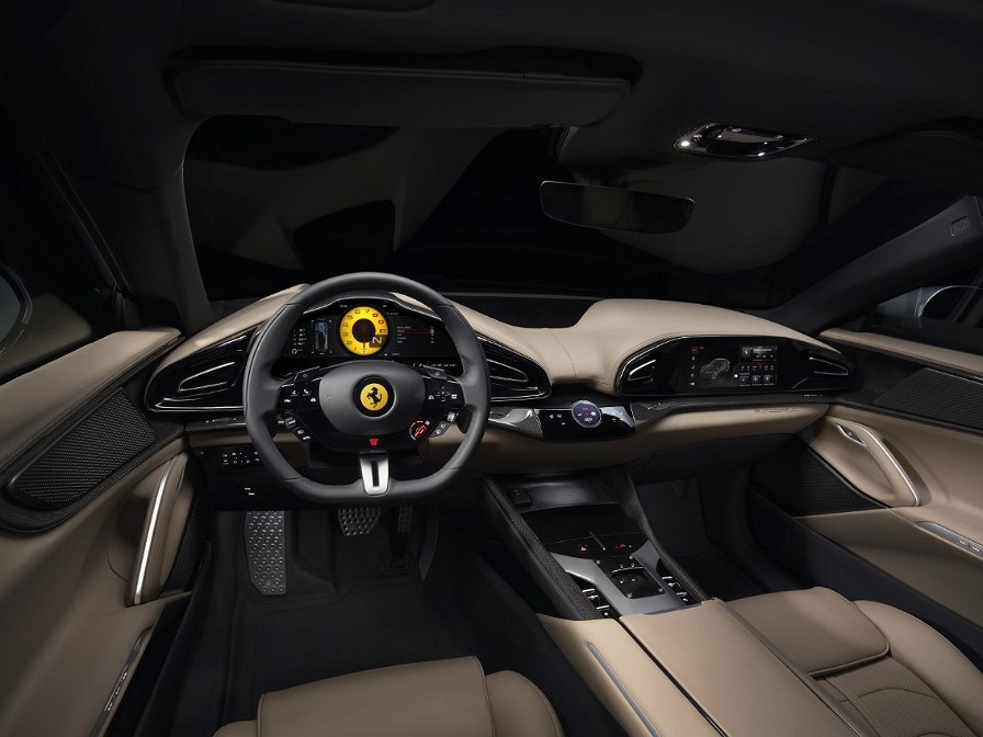 ferrari purosangue volante