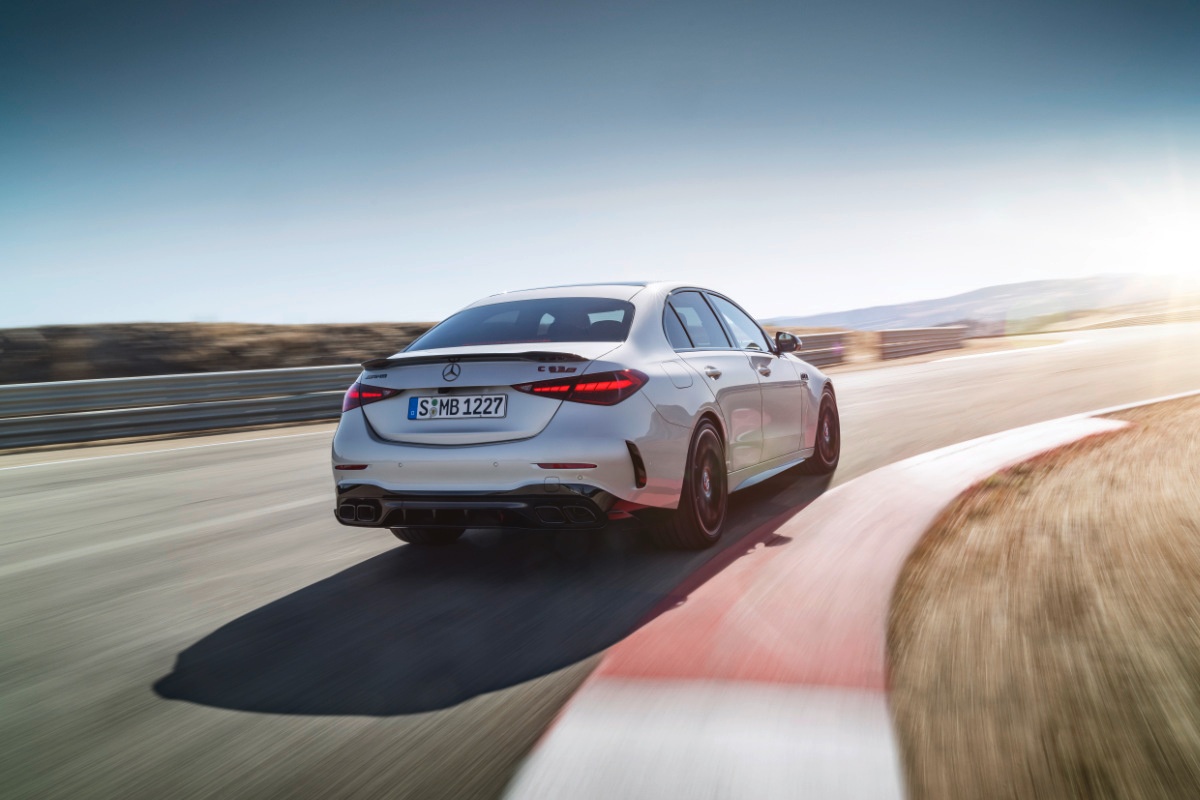 mercedes c63 s AMG berlina