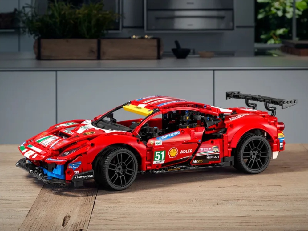 Lego Ferrari 488 GTE