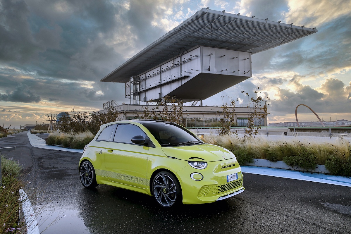 Abarth 500e novo