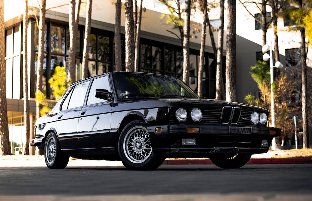 BMW M5 E28