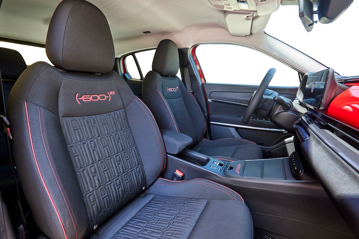 fiat 600e bancos