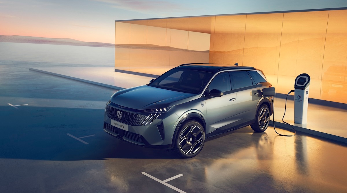 Novo Peugeot 5008 elétrico