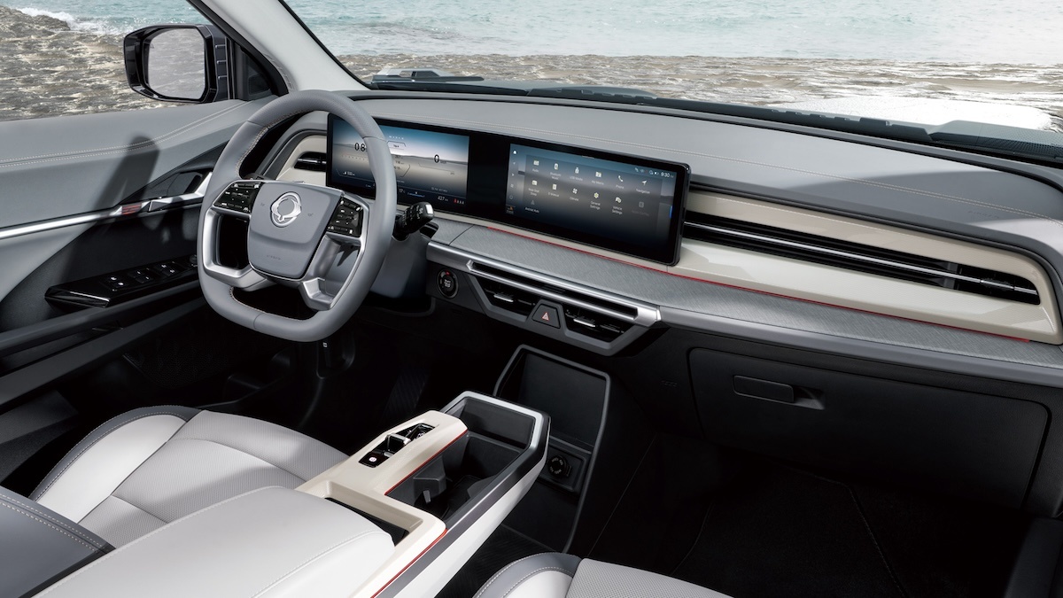 KGM Torres Interior