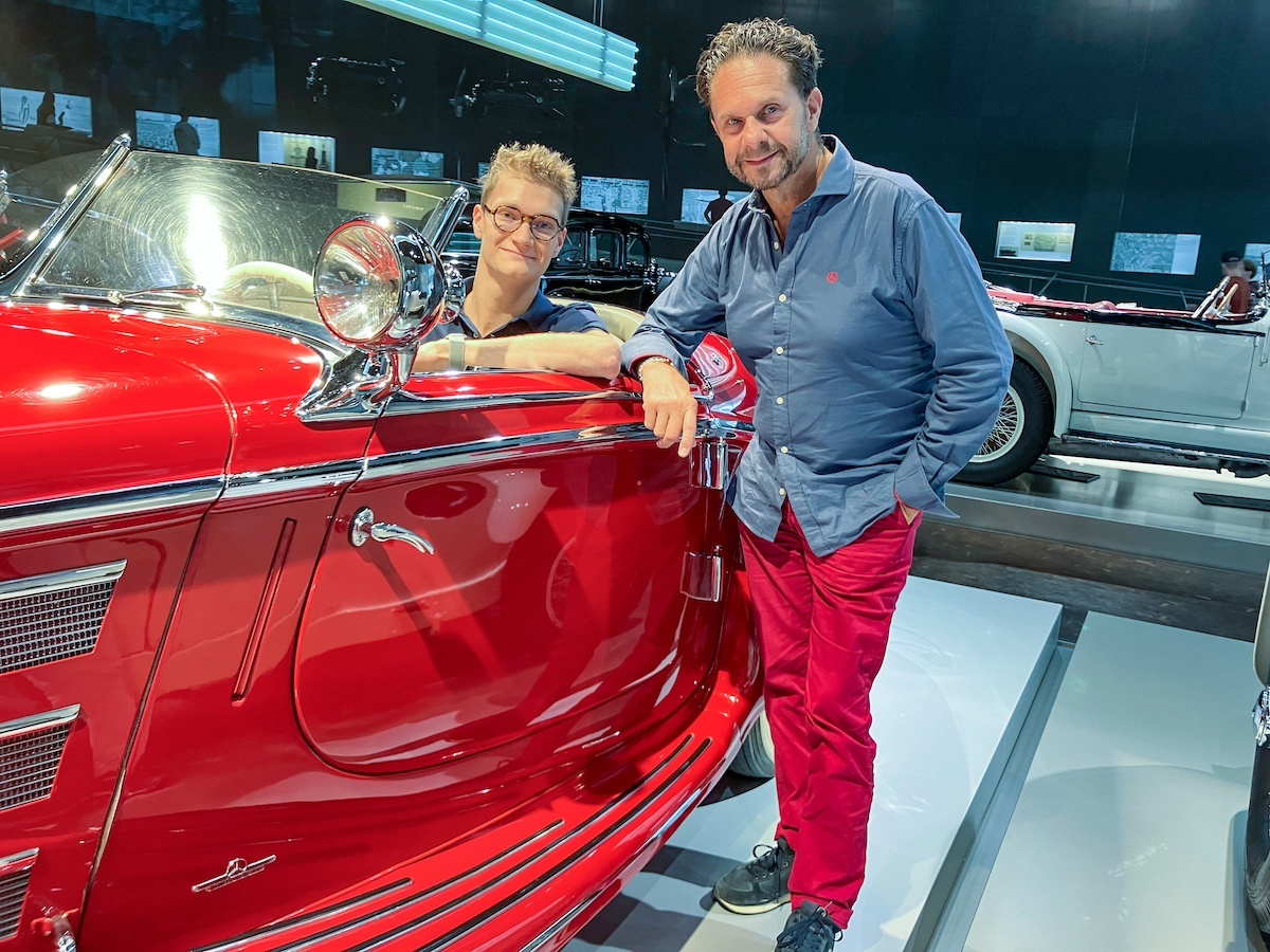 museu mercedes benz 13 milhões visitantes
