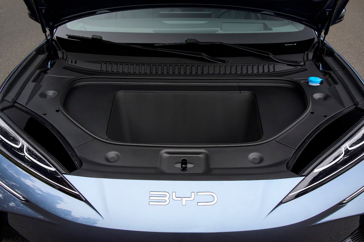 BYD SEALION 7