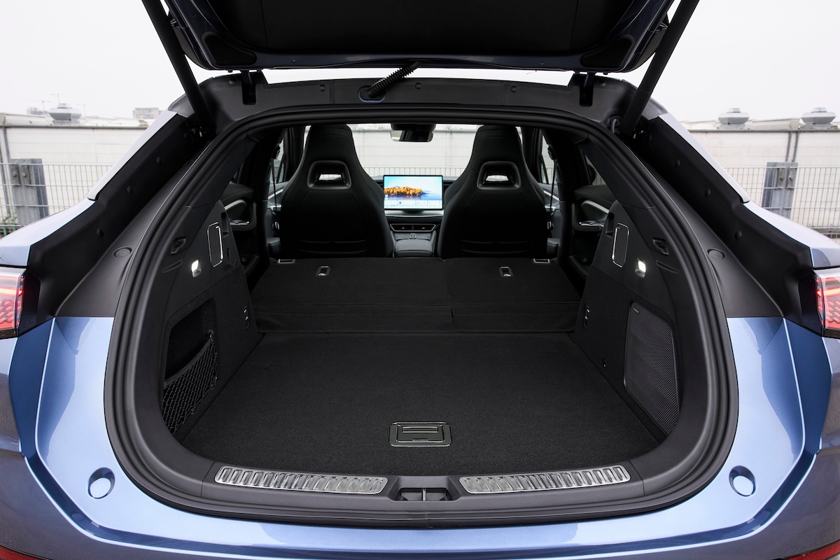 BYD SEALION 7