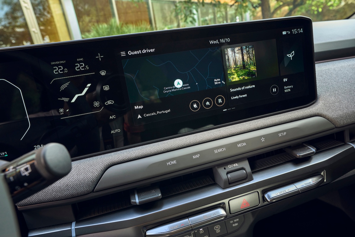 Kia EV3 interior painel