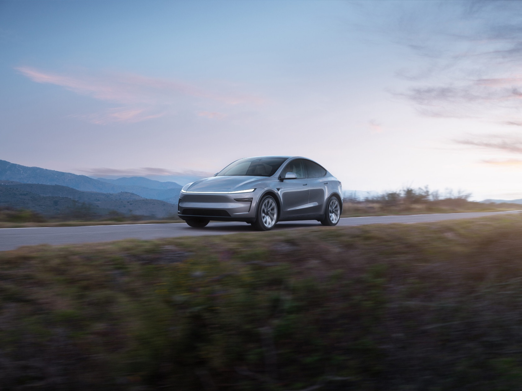 Tesla - New Model Y - 1