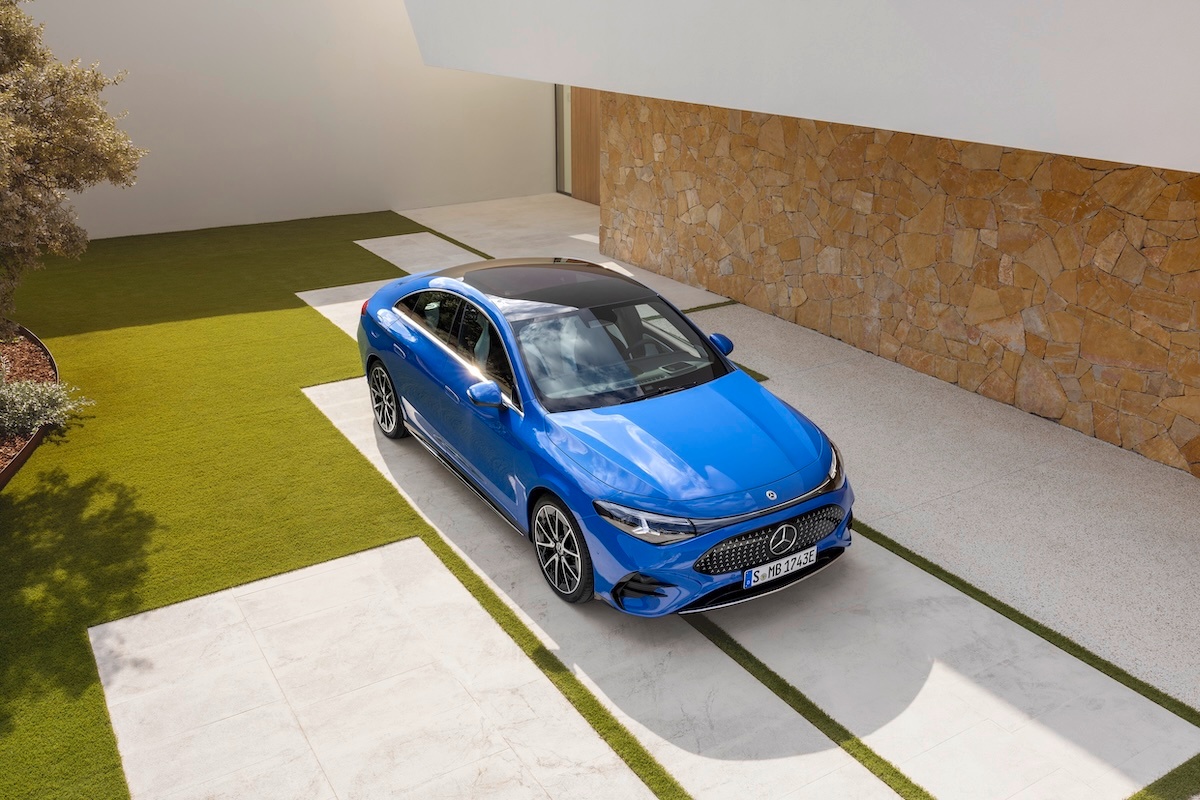 Novo Mercedes CLA azul