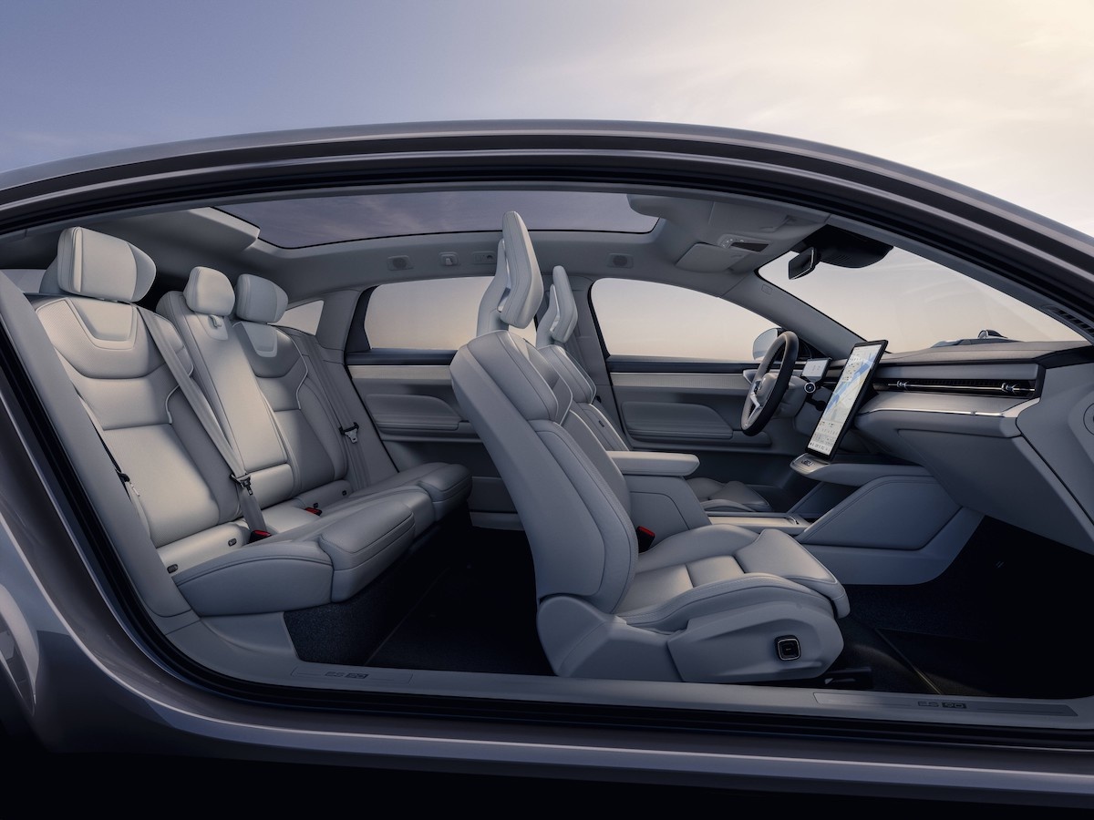 Volvo ES90 interior