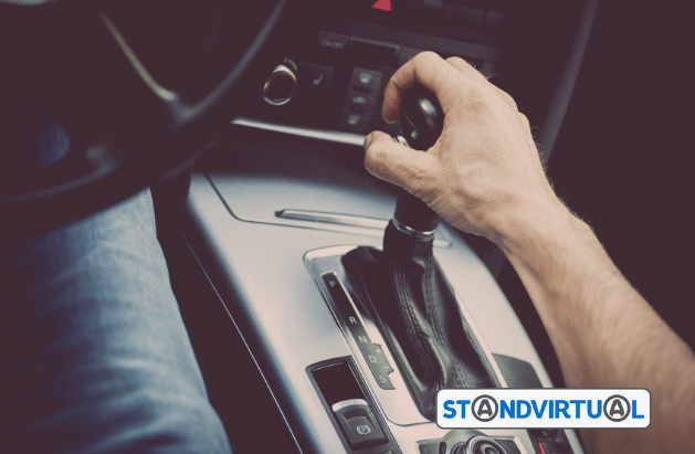 engatado ou ponto morto, o que gasta mais combustivel