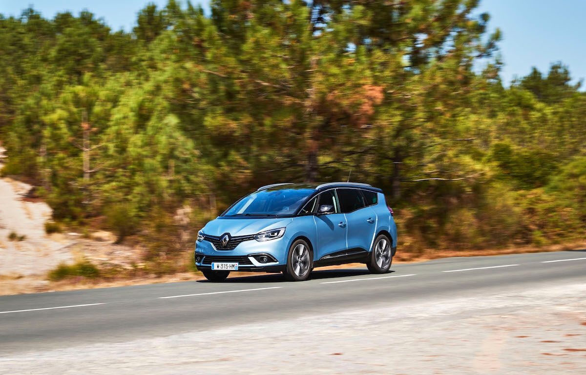 Renault GRAND SCENIC híbrido diesel usado