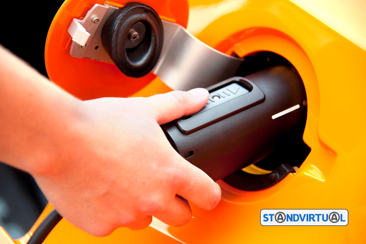 4 carros elétricos novos menos 40 mil euros