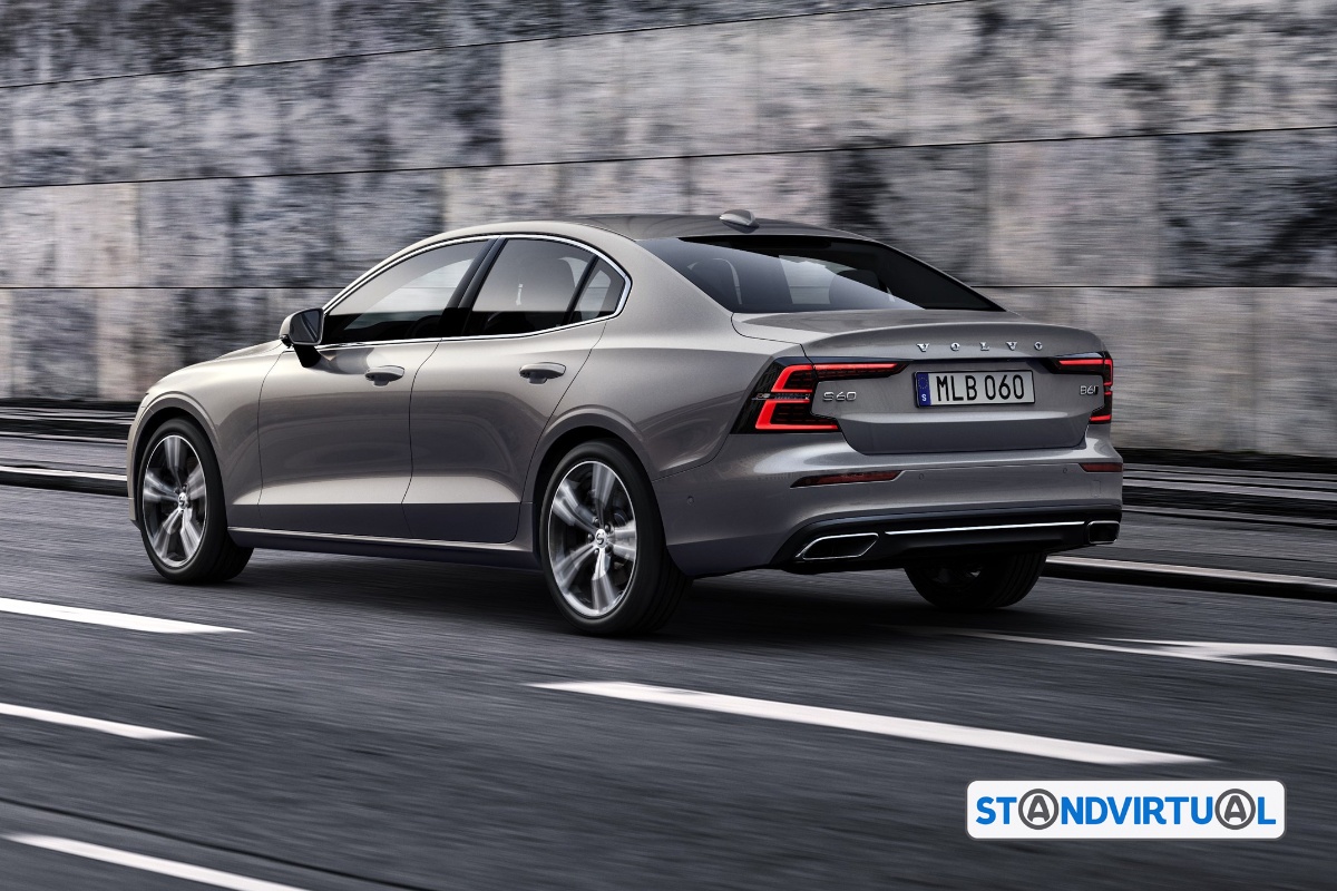 4 carros híbridos usados 40 mil euros