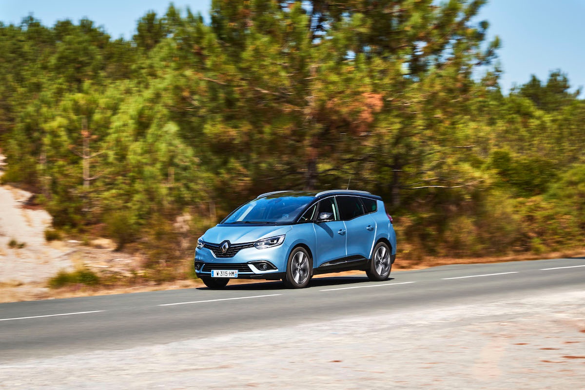 Carrrinha Renault GRAND SCENIC híbrida gasóleo