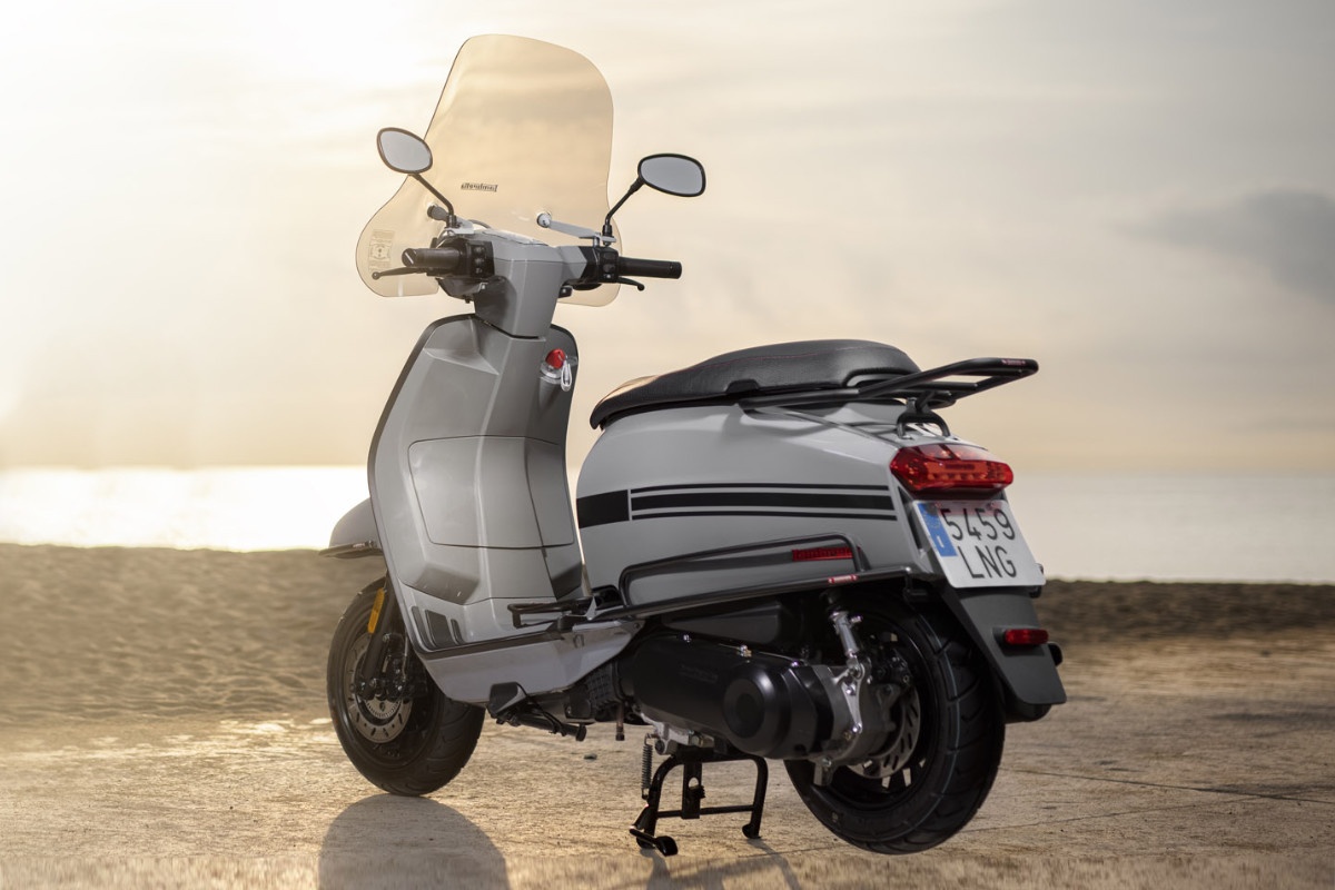 6 aceleras que pode conduzir com carta de carro