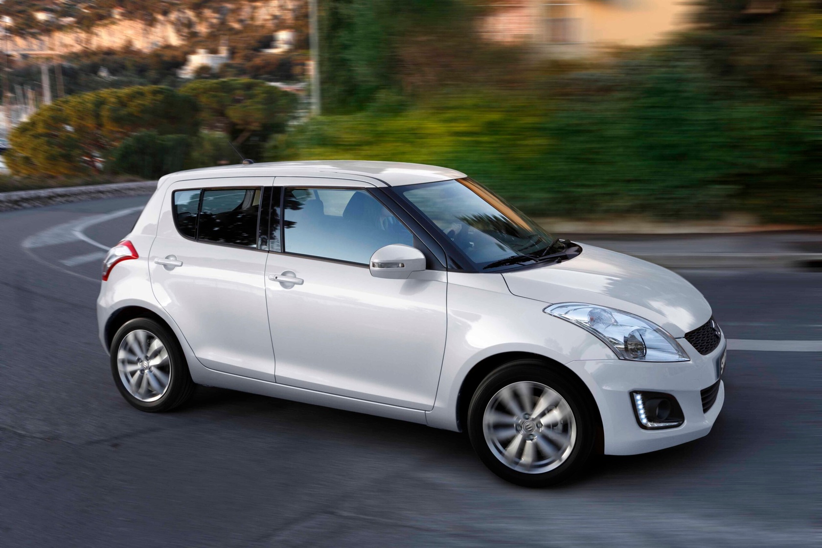 Suzuki swift carros híbridos Standvirtual