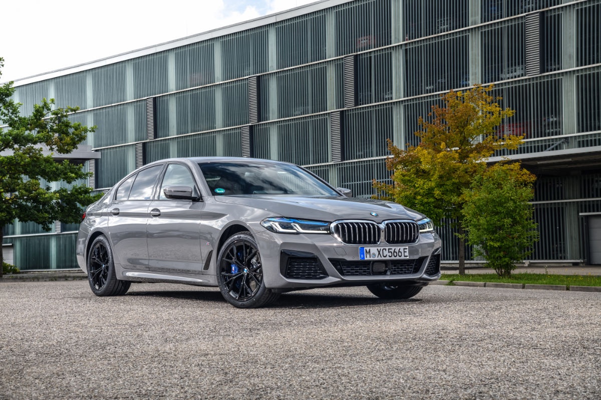 BMW 545e xDrive