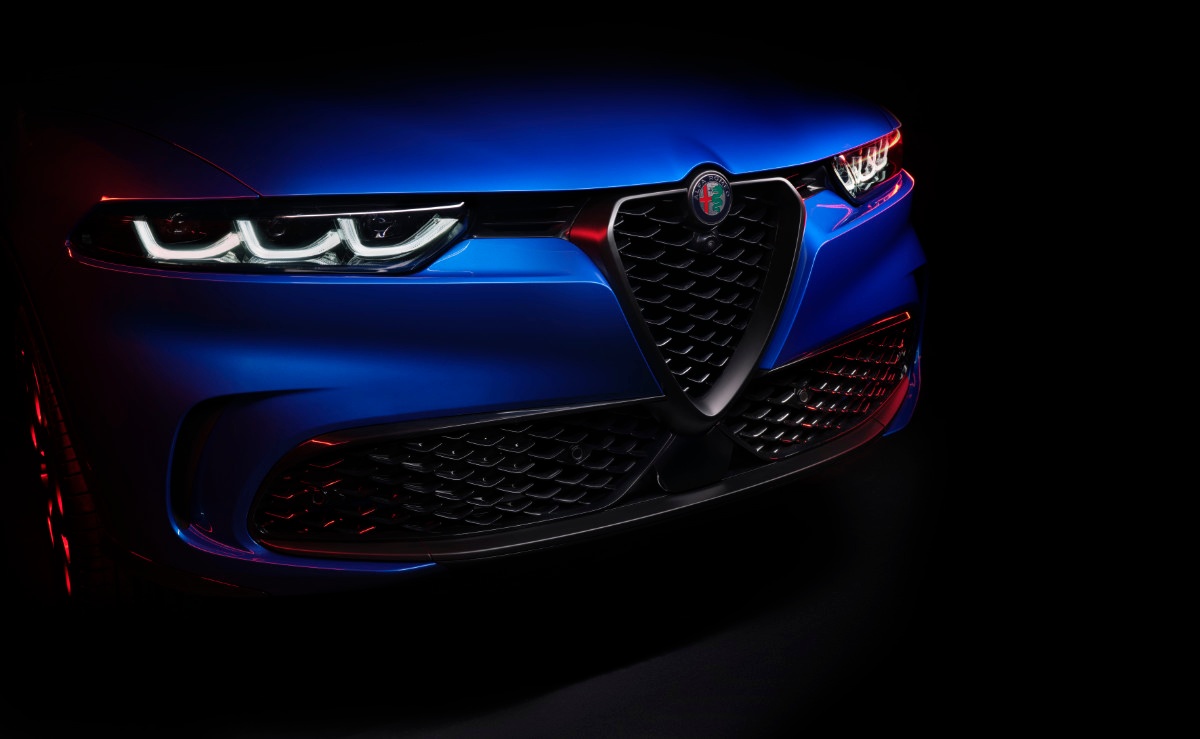 Novo Alfa Romeo Tonale frente Standvirtual