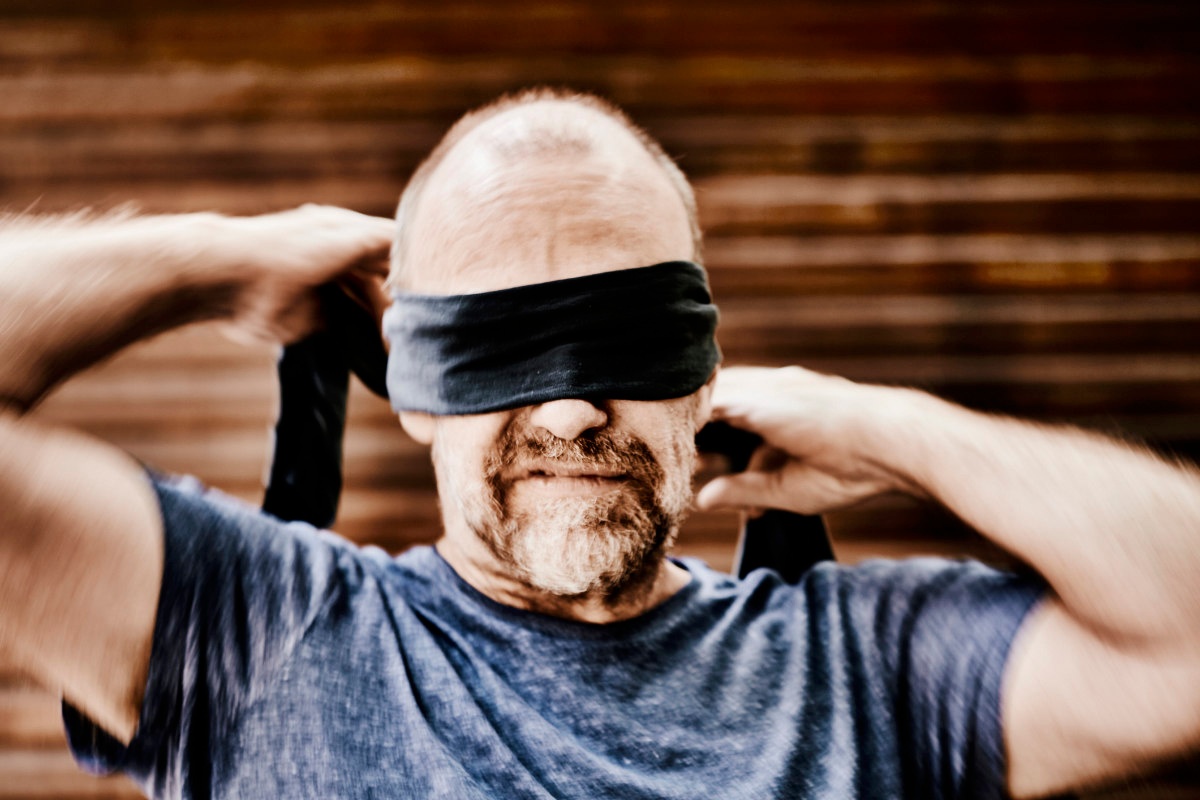 conduzir velocidade de olhos vendados