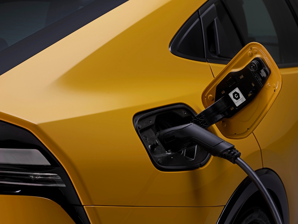 Toyota Prius hibrido plug-in carregamento