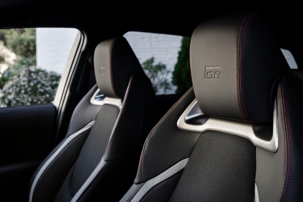 Toyota Corolla Touring Sports interior