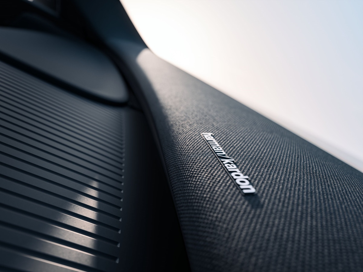 Volvo EX30 som Harmon Kardon