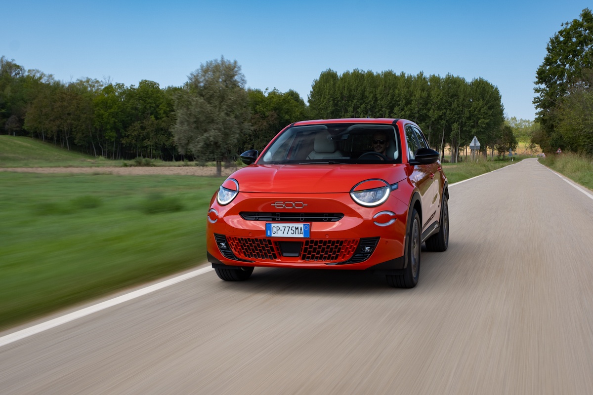 Fiat 600 ícone ligado à corrente