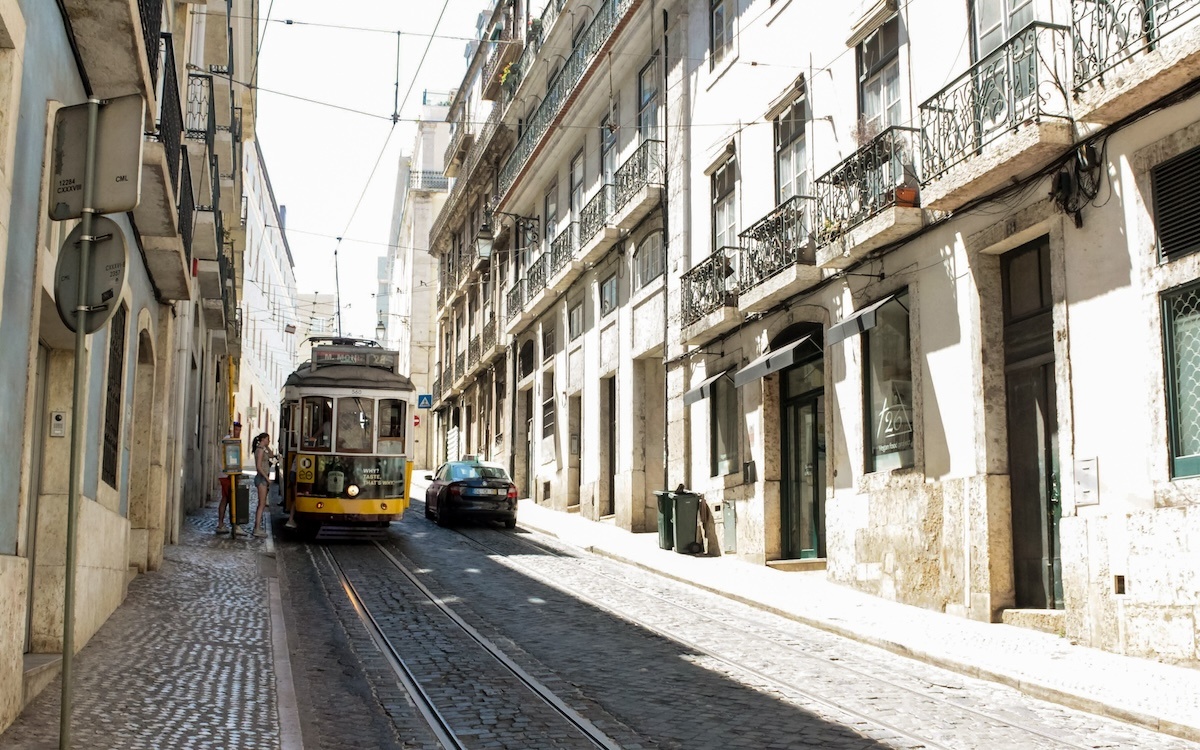 Baixa Lisboa reservada a carros ele?tricos