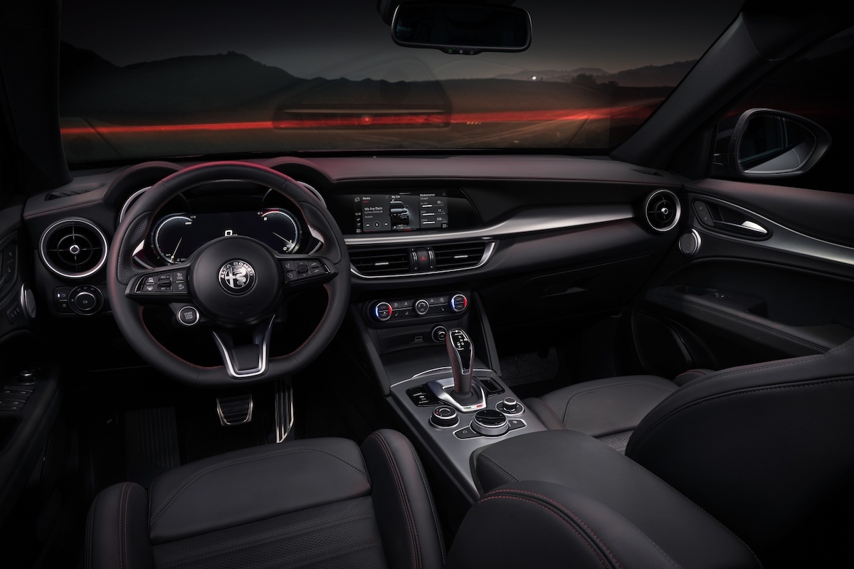 Alfa Romeo Stelvio interior