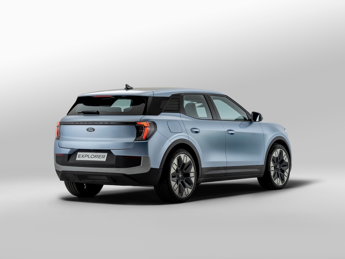 Ford Explorer elétrico traseira