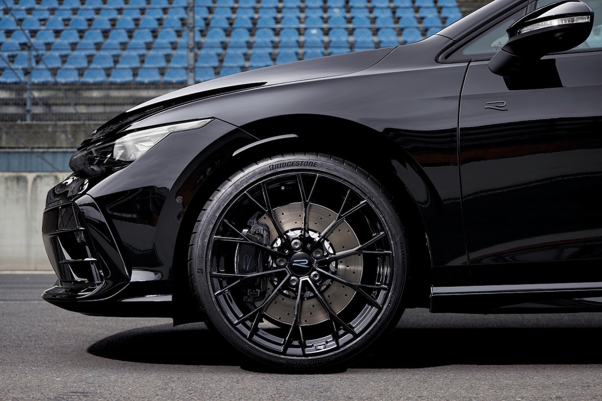 Novo Volkswagen Golf R black edition jantes estoril