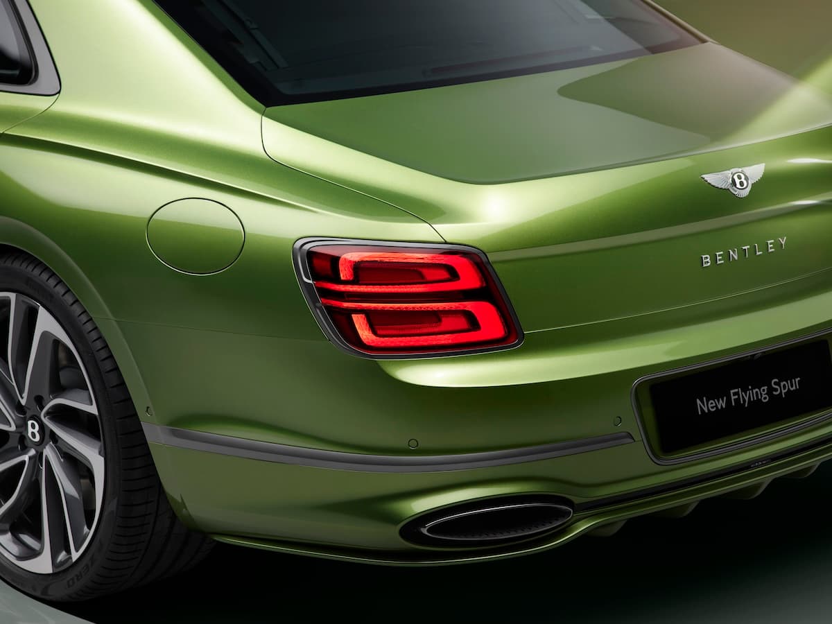 Bentley Flying Spur pormenor traseiro
