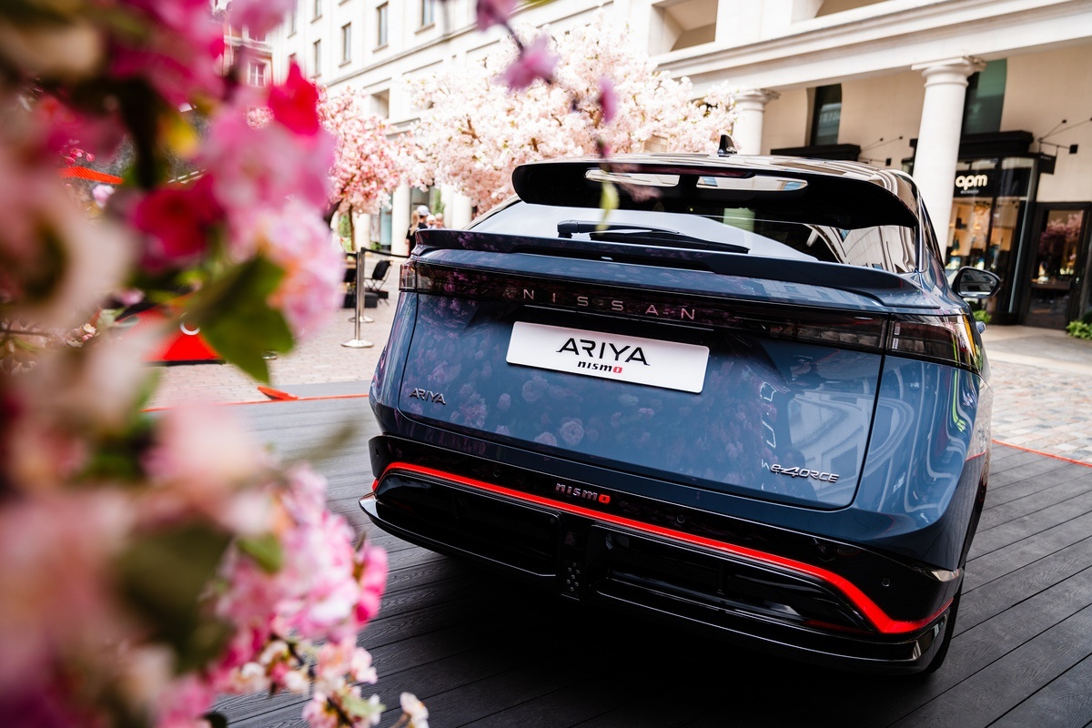 Nissan Ariya Nismo traseira