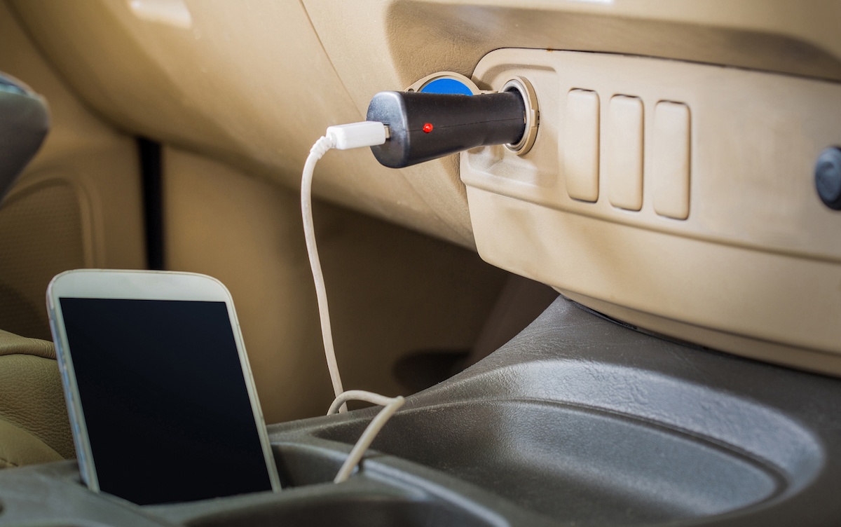 Por que os carros já não trazem isqueiro