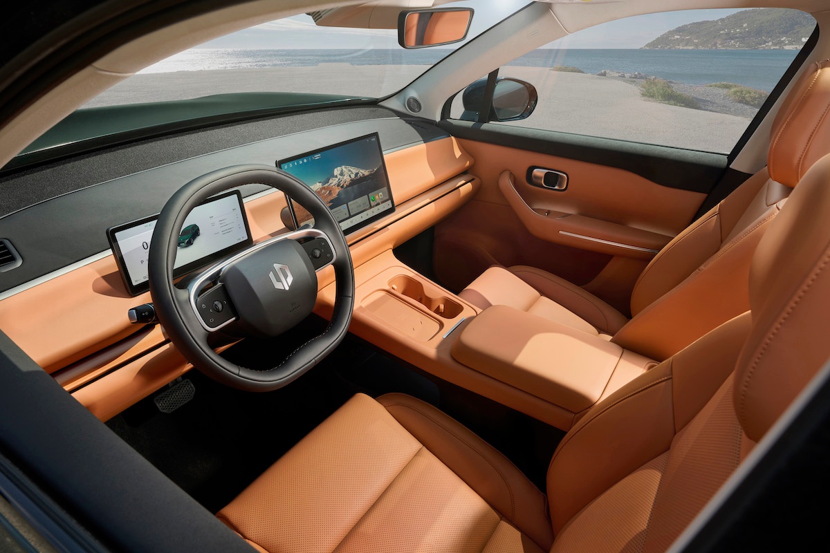 Leapmotor C10 REEV interior