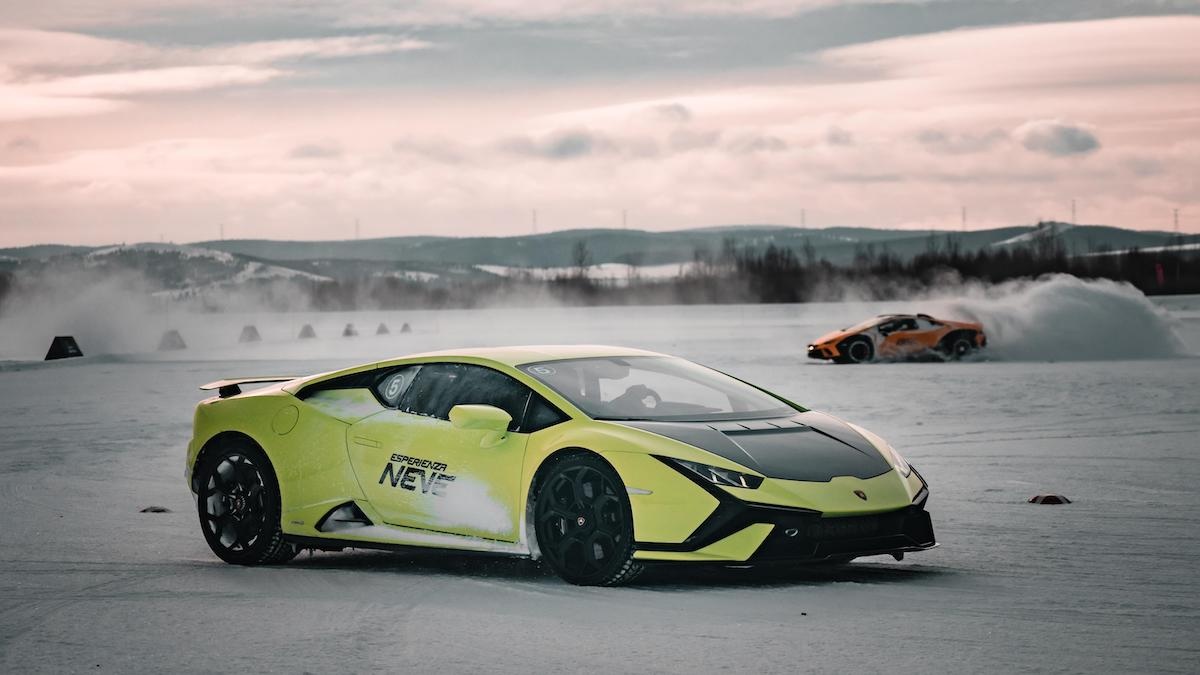 Lamborghini Esperienza Neve Huracan