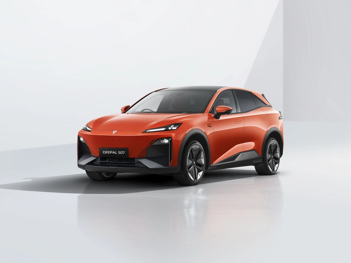Novo Changan Deepal S07 frente