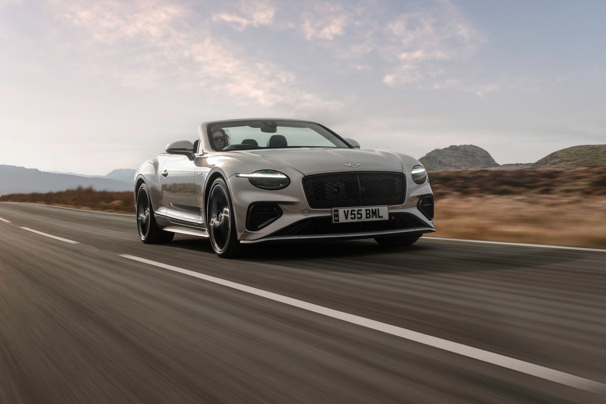 Bentley Continental GTC Speed prateado