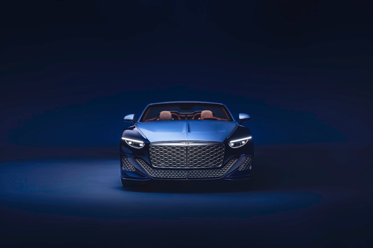 Bentley Batur Convertible frente Standvirtual
