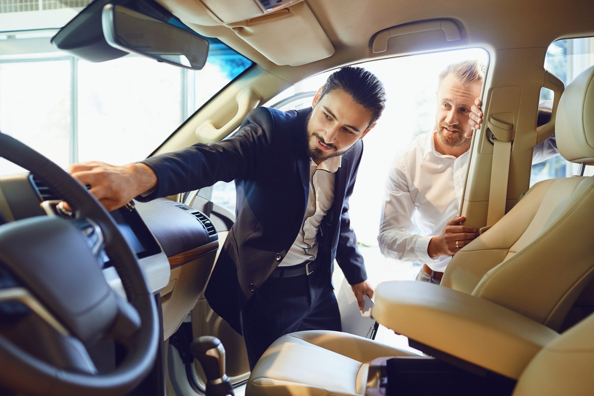 Detalhes no habitáculo podem dificultar a venda do carro