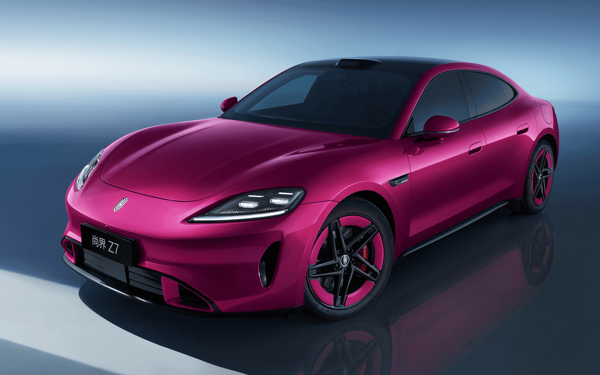 Novo desportivo elétrico com design arrojado