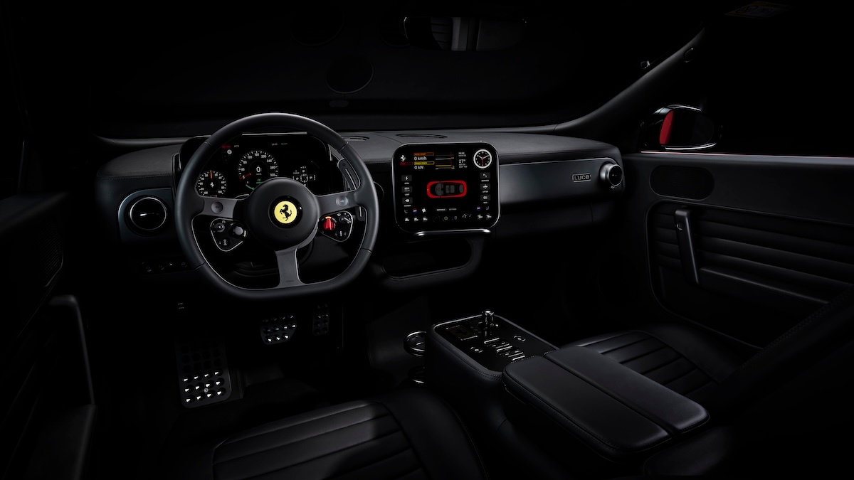 Novo ferrari eletrico luce interior
