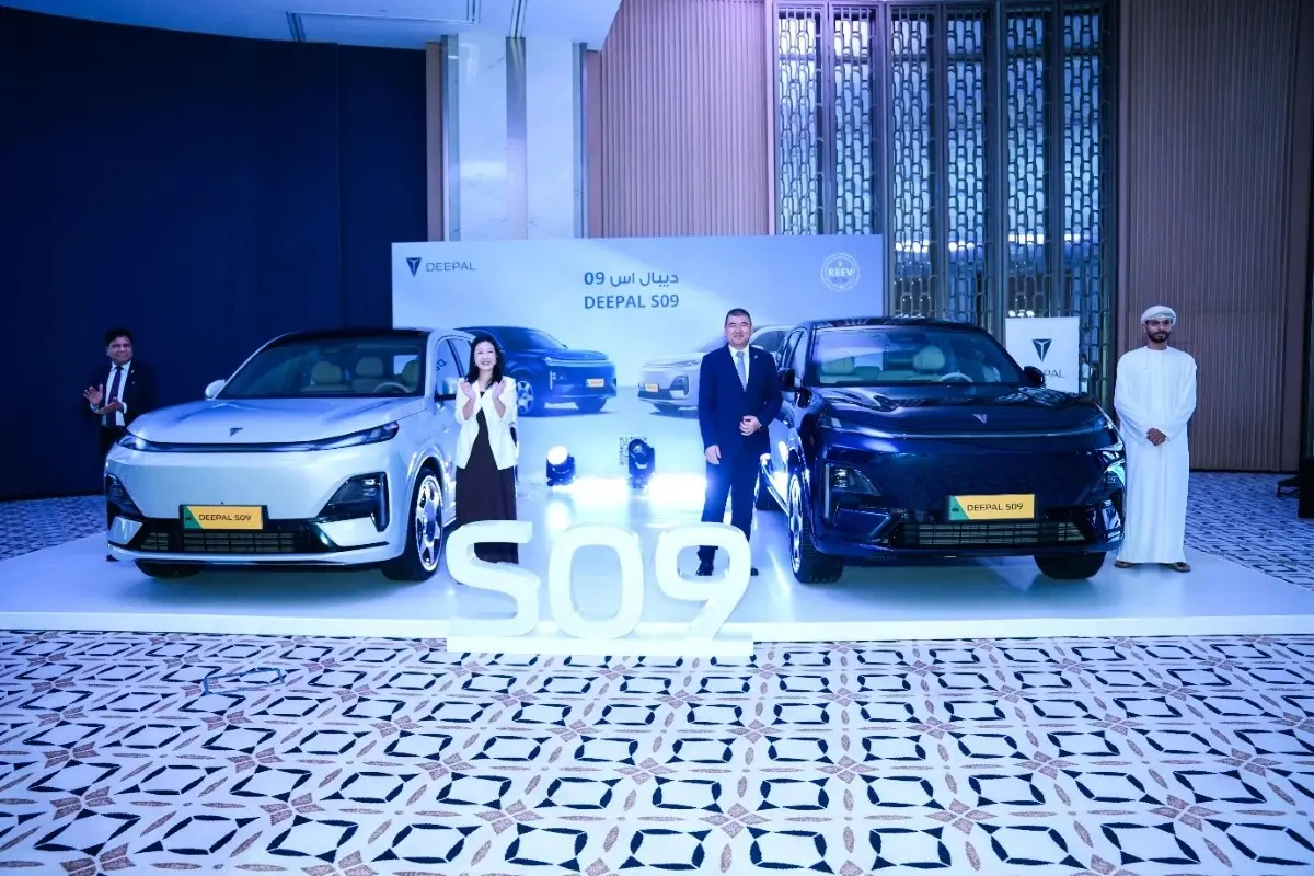 Deepal S09: o SUV de seis lugares com tecnologia Huawei e bancos de primeira classe