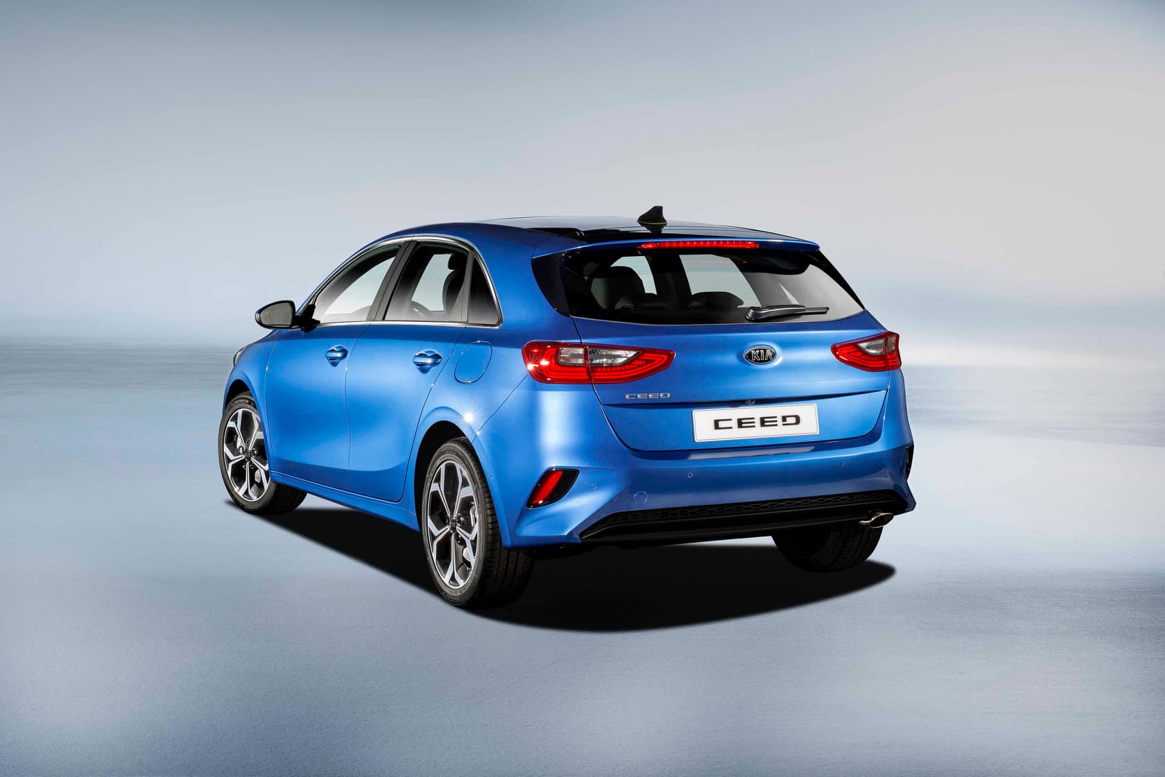 Kia Ceed híbrido standvirtual