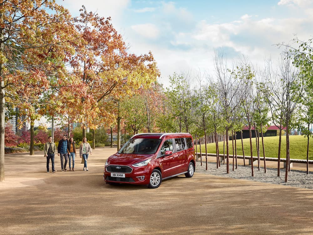 Ford Tourneo Connect monovolumes novos